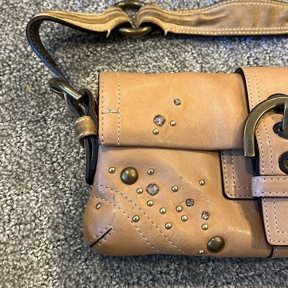 Coach purse - Picture 3 of 7